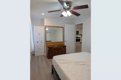 10801 W Lakeview Drive, Jonestown, TX 78645 - Photo 13