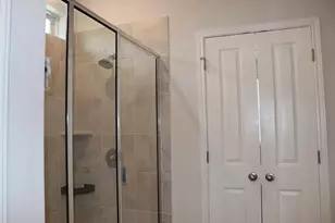 201 McFarland St, Georgetown, TX 78628 - Photo 7