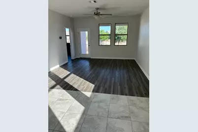 201 McFarland Street, Georgetown, TX 78628 - Photo 5