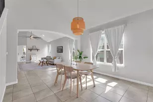 721 Schefer St, Leander, TX 78641 - Photo 9