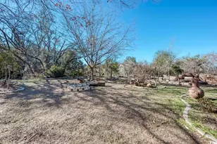 321 Navajo Trail, Georgetown, TX 78633 - Photo 27