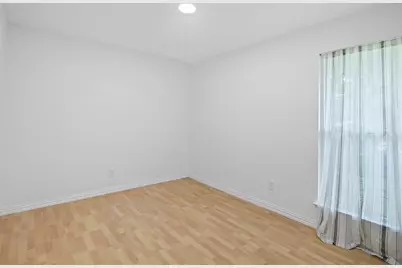 1401 Meadowmear Drive, Austin, TX 78753 - Photo 11