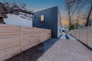 2508 E 4th St, Austin, TX 78702 - Photo 33