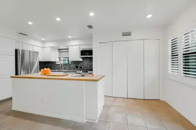 2301 Lawnmont Avenue #5, Austin, TX 78756 - Photo 7