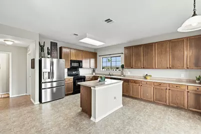 1660 Bayland Street, Round Rock, TX 78664 - Photo 9
