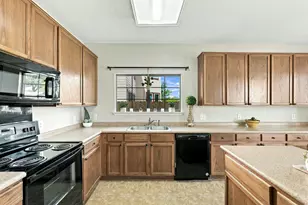 1660 Bayland St, Round Rock, TX 78664 - Photo 11