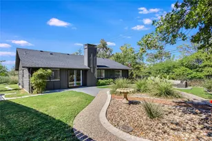 7001 Watchwood Dr, Austin, TX 78745 - Photo 23