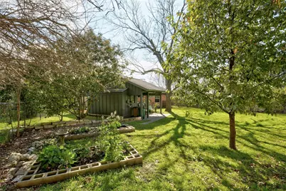 4620 Englewood Drive, Austin, TX 78745 - Photo 27