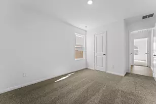 211 Las Lomas Dr, San Marcos, TX 78666 - Photo 9