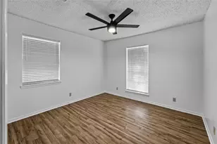 1070 N Franklin St, La Grange, TX 78945 - Photo 13