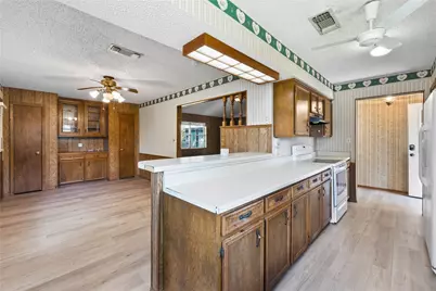 1070 N Franklin Street, La Grange, TX 78945 - Photo 7