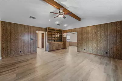 1070 N Franklin Street, La Grange, TX 78945 - Photo 9