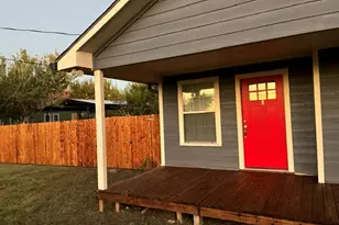 1070 N Franklin St, La Grange, TX 78945 - Photo 23