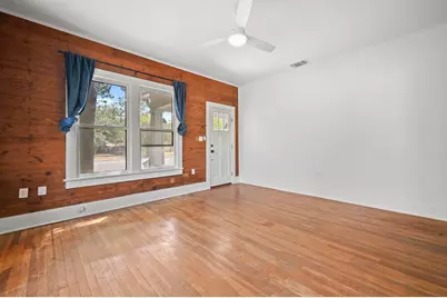 919 W Prairie Lea Street, Lockhart, TX 78644 - Photo 21