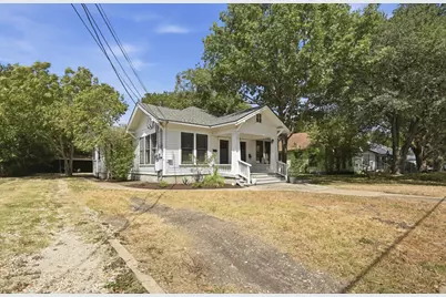 919 W Prairie Lea Street, Lockhart, TX 78644 - Photo 3