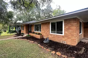 355 N Monroe St, La Grange, TX 78945 - Photo 27