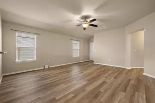 12105 Jamie Dr, Manor, TX 78653 - Photo 11