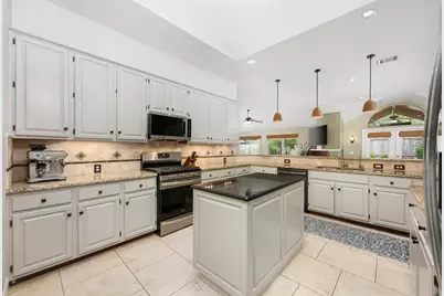 6115 Back Bay Lane, Austin, TX 78739 - Photo 3