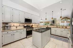 6115 Back Bay Ln, Austin, TX 78739 - Photo 3