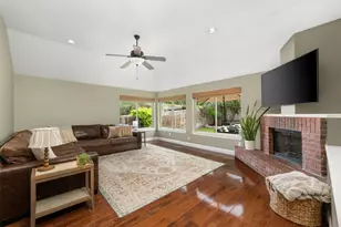 6115 Back Bay Ln, Austin, TX 78739 - Photo 5
