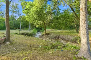 210 W Mockingbird Ln, Austin, TX 78745 - Photo 5