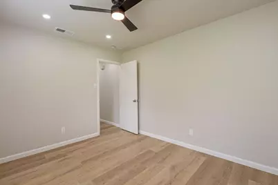 1204 Spearson Lane, Austin, TX 78745 - Photo 11
