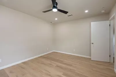 1204 Spearson Lane, Austin, TX 78745 - Photo 17