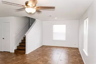 2805 Tyler Ln, Taylor, TX 76574 - Photo 17