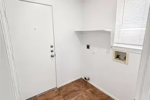 2805 Tyler Ln, Taylor, TX 76574 - Photo 21