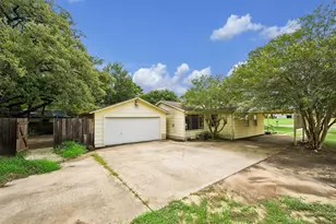 2614 Grace Ave, Rockdale, TX 76567 - Photo 1