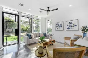 1202 Perez St, Austin, TX 78721 - Photo 3