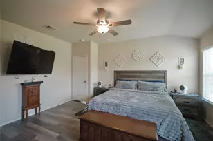 1041 DUMFRIES Dr, Seguin, TX 78155 - Photo 15