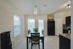 1041 DUMFRIES Dr, Seguin, TX 78155 - Photo 9