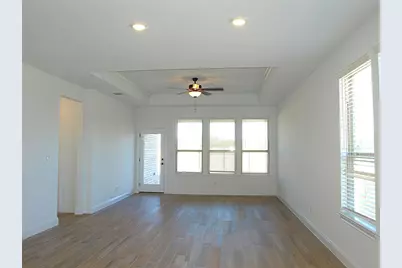 136 Raleigh Drive, Georgetown, TX 78633 - Photo 11