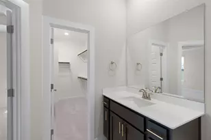 312 W Faulkner St, Liberty Hill, TX 78642 - Photo 15
