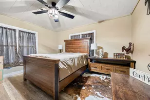 200 College Ave, Florence, TX 76527 - Photo 13