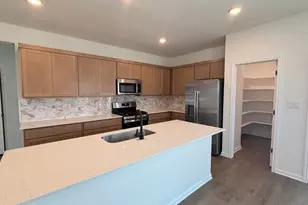 12421 Cockatto Crossing, Manor, TX 78653 - Photo 3