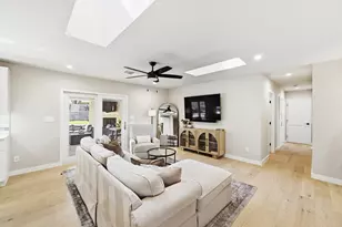6703 Duquesne Dr, Austin, TX 78723 - Photo 7