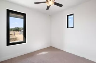 711 N Paleface Ranch Rd, Spicewood, TX 78669 - Photo 23
