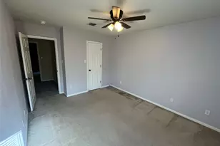 221 Gainer Dr, Hutto, TX 78634 - Photo 15