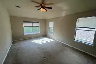 221 Gainer Dr, Hutto, TX 78634 - Photo 19