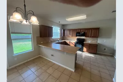 221 Gainer Drive, Hutto, TX 78634 - Photo 7