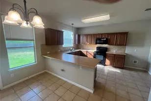 221 Gainer Dr, Hutto, TX 78634 - Photo 7