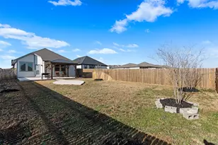 172 Gullivers Dr, Elgin, TX 78621 - Photo 27