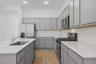 172 Gullivers Dr, Elgin, TX 78621 - Photo 9