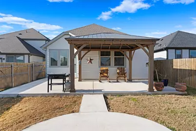 172 Gullivers Drive, Elgin, TX 78621 - Photo 5