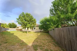 115 Encina Cove, San Marcos, TX 78666 - Photo 9