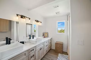 280 Bali Hai Ln, Bastrop, TX 78602 - Photo 37