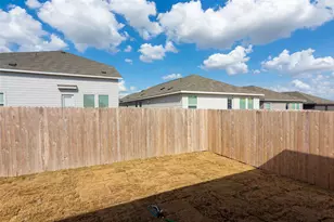 153 Star Packer Ln, Jarrell, TX 76537 - Photo 29