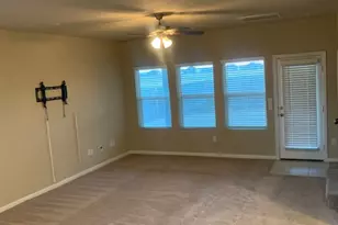 118 Eagle Lake Dr, Hutto, TX 78634 - Photo 3